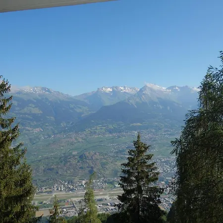 In 4 Vallees Near Lift Apartment Veysonnaz