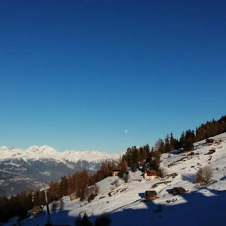 In 4 Vallees Near Lift * Veysonnaz